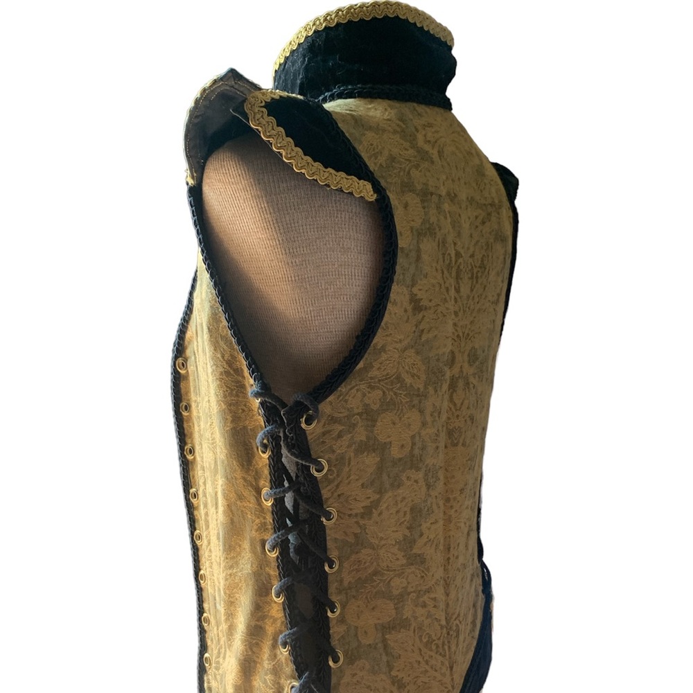 Handmade Brocade Steampunk Adjustable Corset - Picture 4 of 11